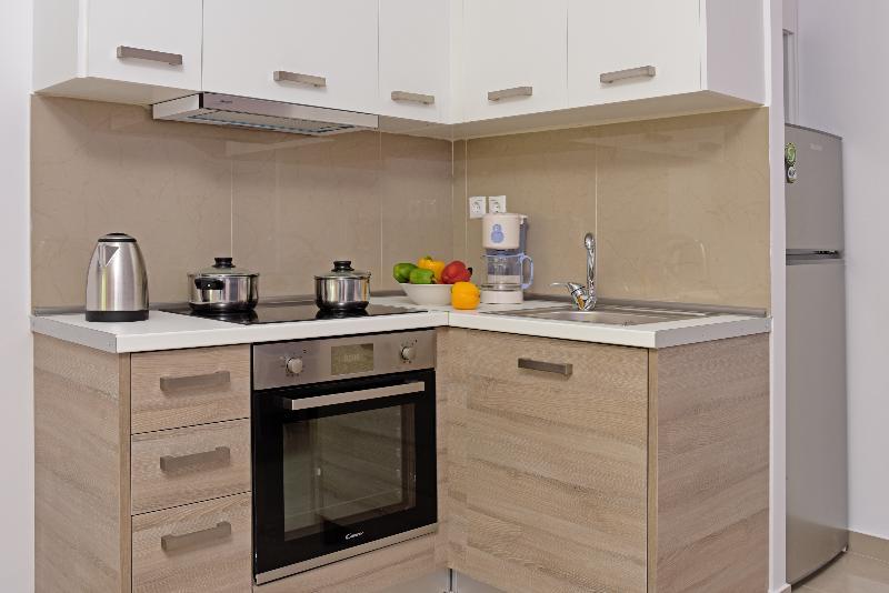 Palapart Gikas Suites And Studios Gouvia Bagian luar foto